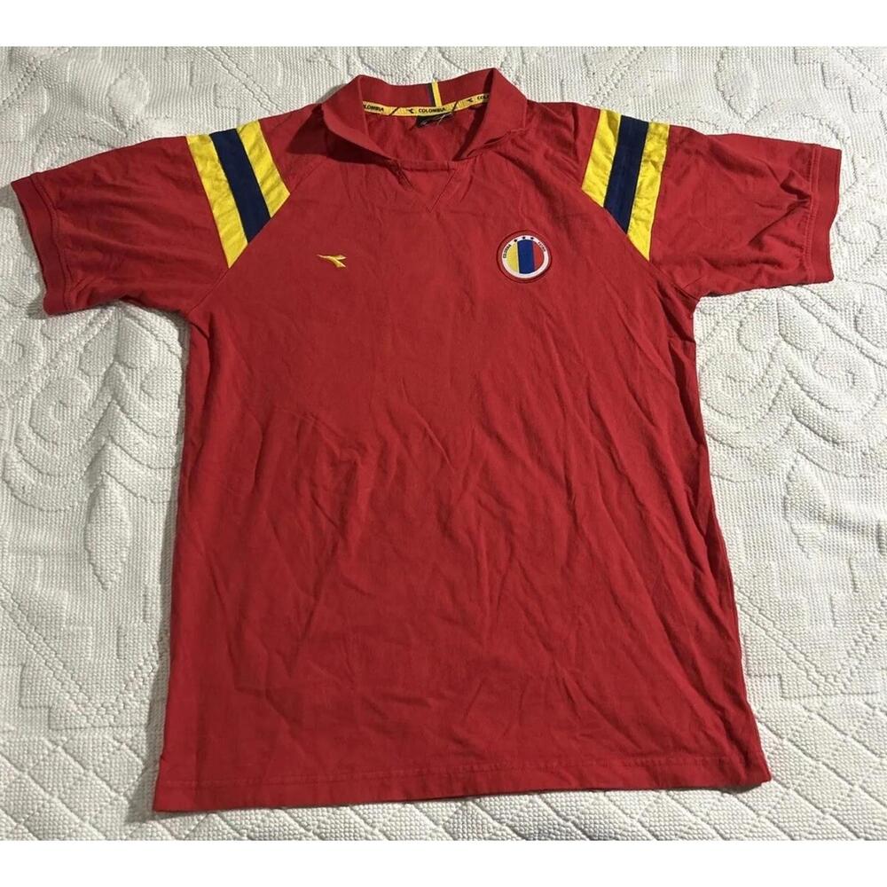 VINTAGE Men’s Y2K Diadora Colombian Red Polo Shirt Size Medium